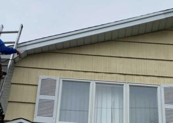 Aluminum Fascia Repair Company spescialist Near Me, Roof Flashing,